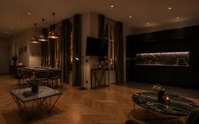 Cozy Apartments In The Center Of Milan